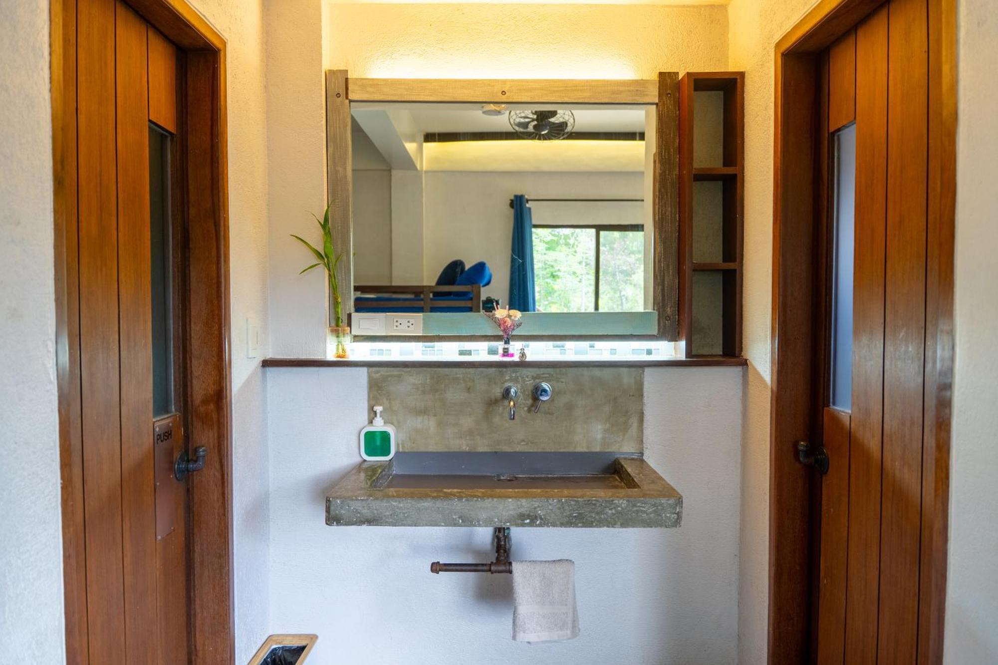 Island Lyfe Adventures Hotel El Nido Ngoại thất bức ảnh